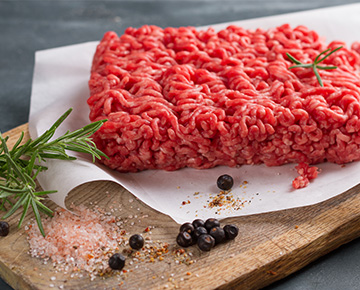 Flow Packs for Minced Meat: When Switching from Trays Pays Off