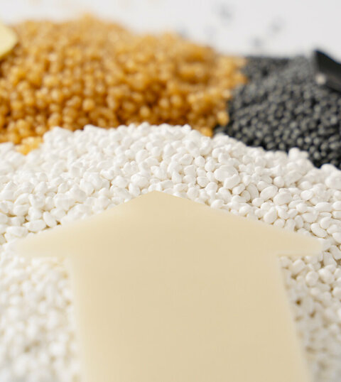 Image showcase the diversity of our portfolio, featuring valuable thermoplastic compounds, including unfilled or mineral- and glass fiber-filled granules, suitable for injection molding, extrusion, and filament.