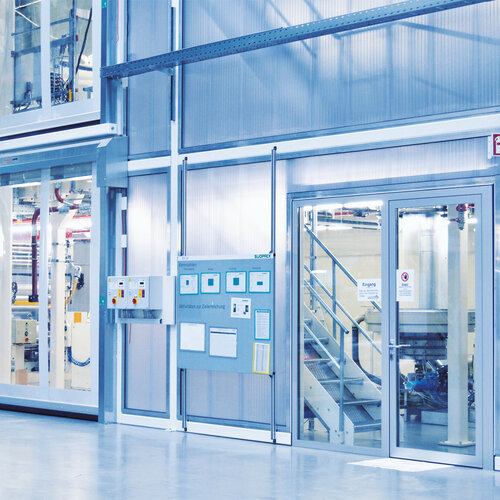 The image showcases the outstanding deep drawing performance and dimensional stability of the recyclable blister solution PharmaGuard in packaging processes.