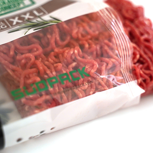 Flow pack packaging with minced meat